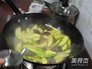 吃瓜云南视频大全最新,吃瓜视频大全带你领略舌尖上的云南风情