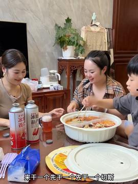 妗妗买吃瓜视频,揭秘娱乐圈幕后故事